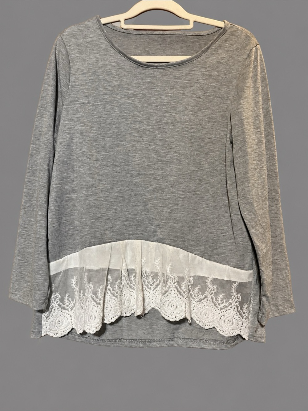 Gray Lace-Hem Long Sleeve Top